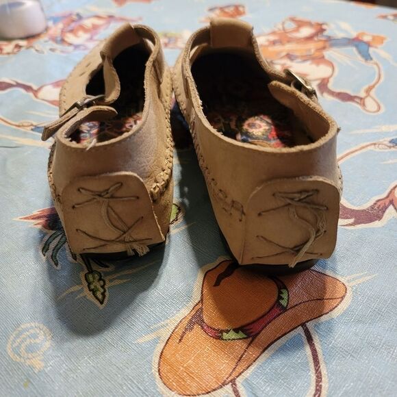 Leather Hush Puppies Mary Jane Sandals NWOT Size 9 - Picture 4 of 13